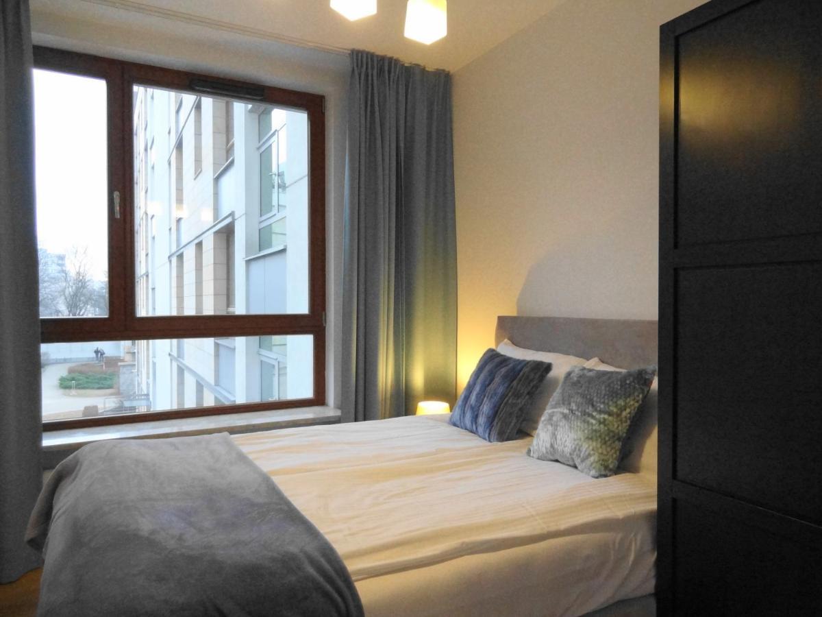 10 Min Do Lotniska, 2 Syp, Ekspres Do Kawy, Kosmetyki Ada, By Visitwarsaw Apartments Esterno foto