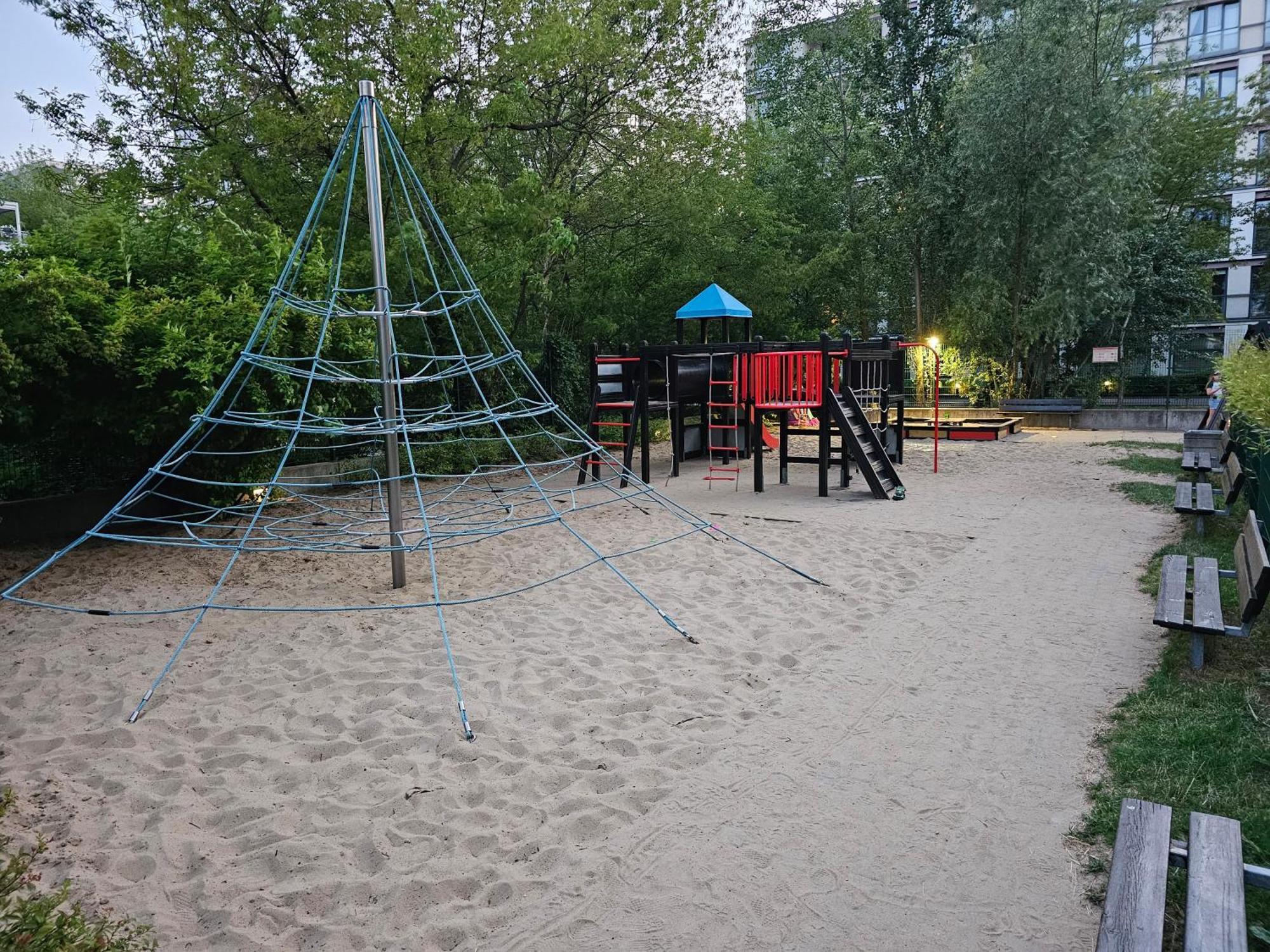 10 Min Do Lotniska, 2 Syp, Ekspres Do Kawy, Kosmetyki Ada, By Visitwarsaw Apartments Esterno foto